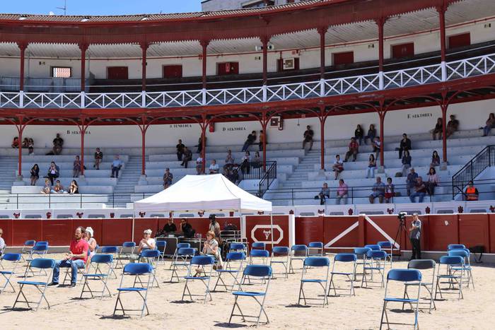 Bertso saioa Tolosako zezen  5 1592740342668