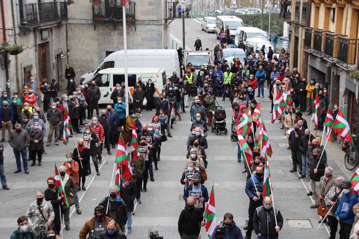 "Bada garaia tortura, gerra  33 1614447059269