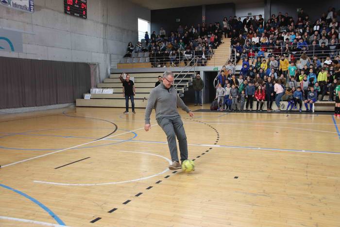 Gabonetako Areto Futbol Txap 12 1578233309754