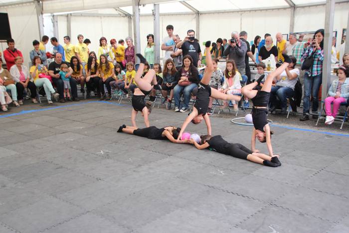 Auzo giroa mantenduz Amarotzen 38 1467476667816