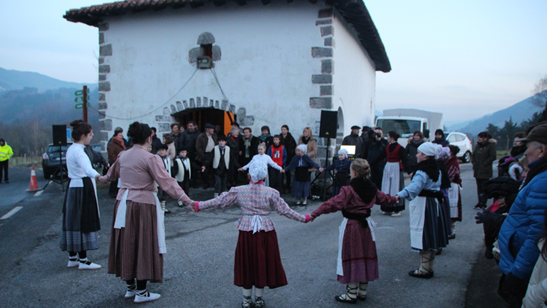 San Sebastian ermitaren ingurua, dantzaleku