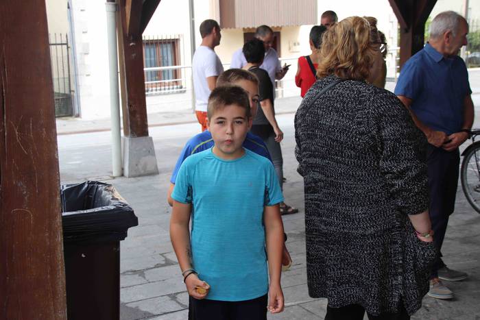 Txalokina dastatuz hasi dute 27 1565530533506