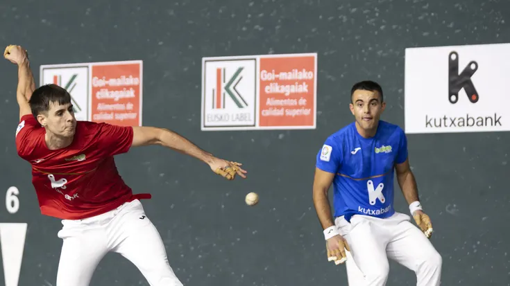 Jaka eta Iztueta azken txartelaren bila