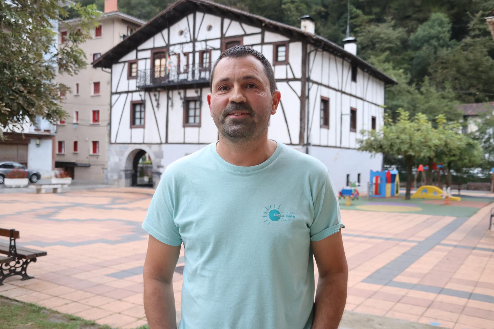 «Lizartza herri bizia izatea da gure proiektu nagusia»