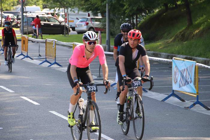 Gurpil gainean, Abraham Olan 11 1559487006423