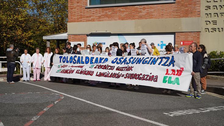 Ospitale publikoaren eta subrogazioaren alde, manifestazioa Tolosan
