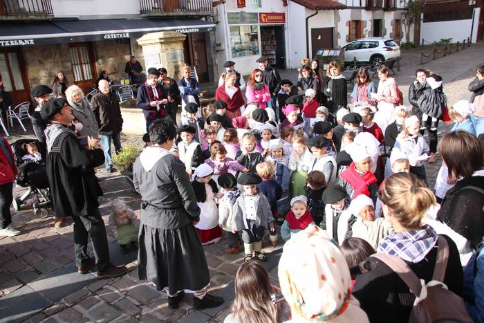 Gabon eguna Asteasun eta Adu 11 1577194234660