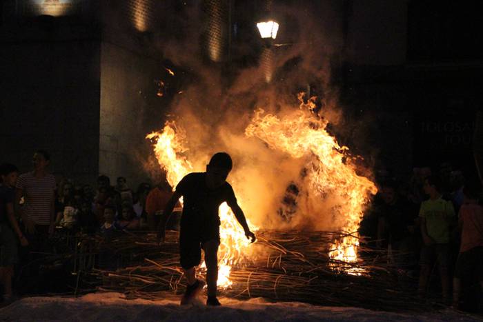 Salto bat, desio bat 28 1498259116763