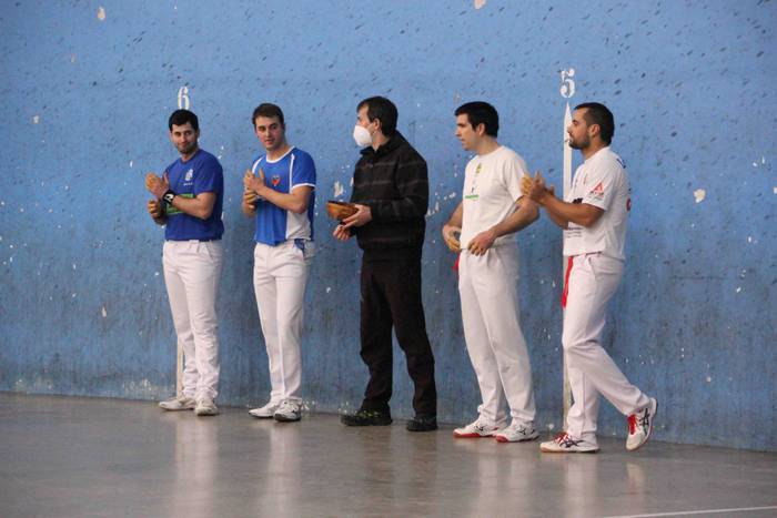 oinatz bengoetxea, belauntza 2 1646508182460