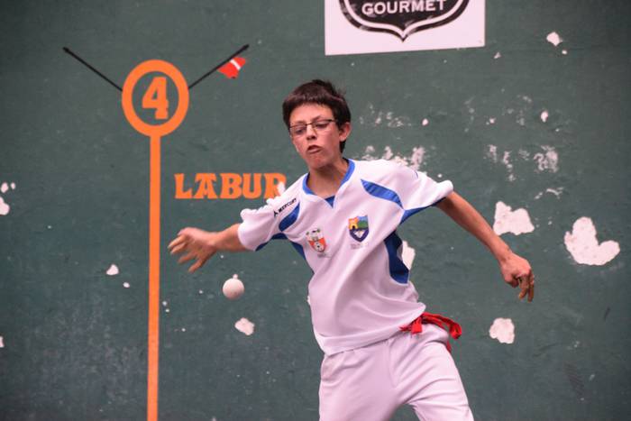 Atsedenik gabe pilotan 27 1495970818138