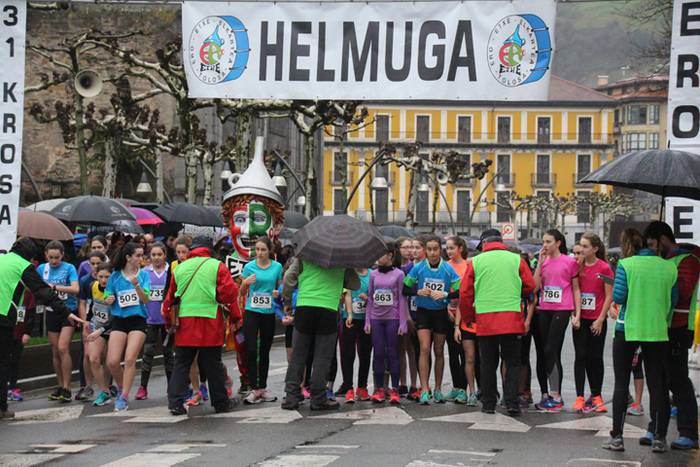 700 haur inguru XXXI. Ero Et 26 1516541985938