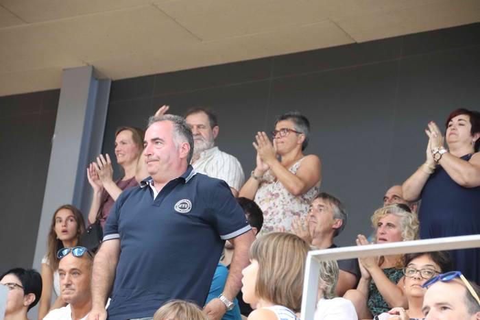 Tolosa CF eskubaloia prest d 54 1535892705057