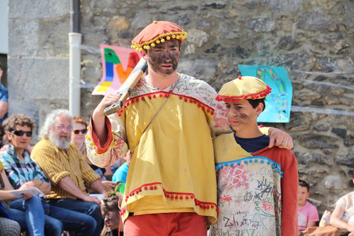 Dantza, kantua eta antzerkia 35 1494179272906