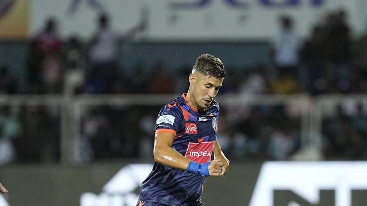 «Pertsonalki oso gustura egon naiz, eta horrekin geratzen naiz»