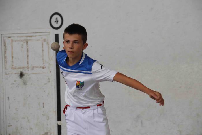 Txikiek pilotari handiak dir 14 1565875076943