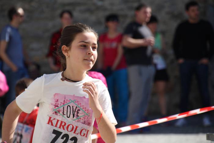 Haur, gazte eta heldu krosea 74 1491742223703