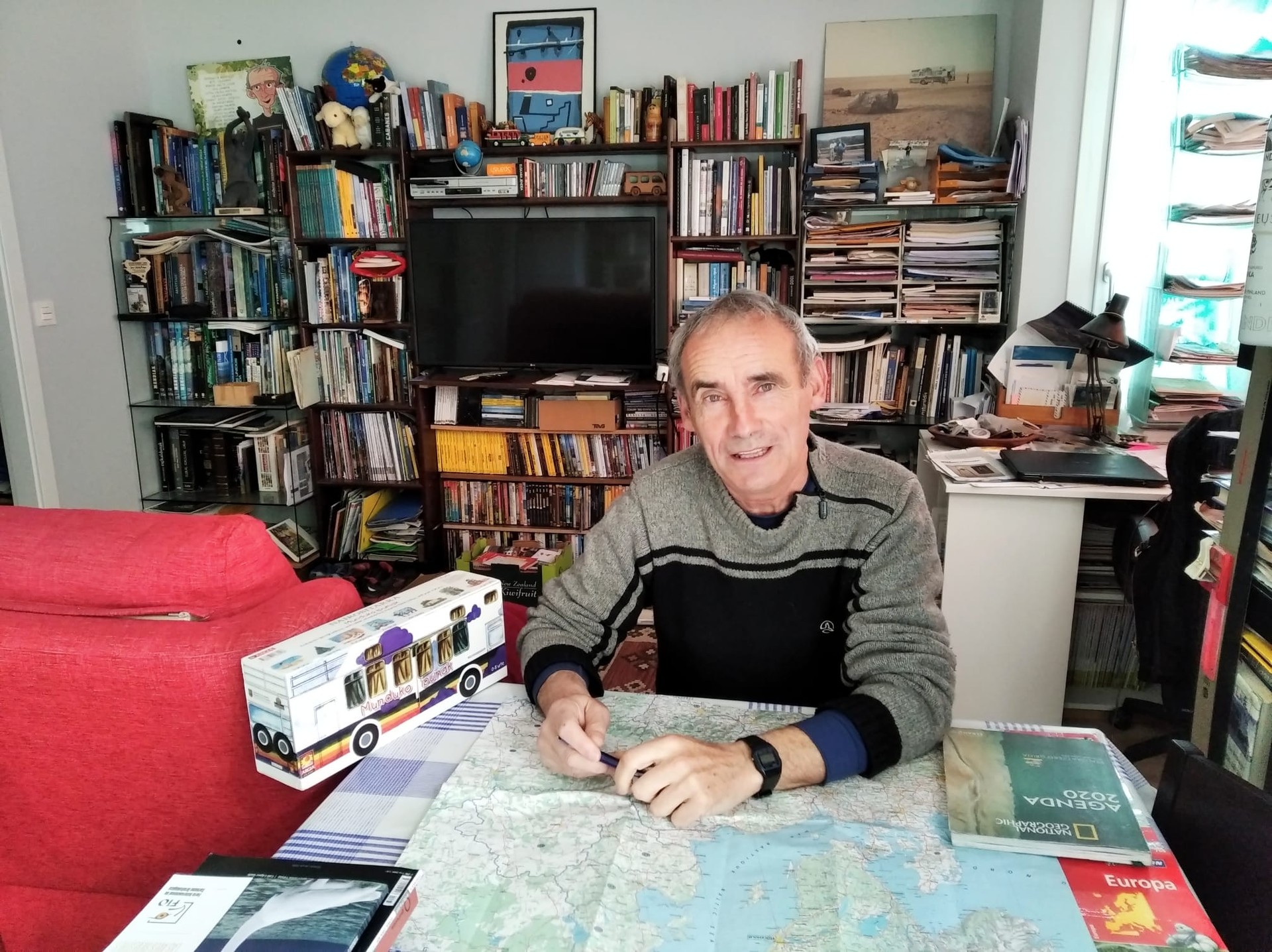 «Esango nuke lanik gabe geratu naizela edo diru sarrerarik gabe, baina hori ere onartuta daukat nire bizimoduan»