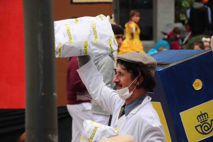 Konpartsa eta mozorroak Zald 74 1645972640163