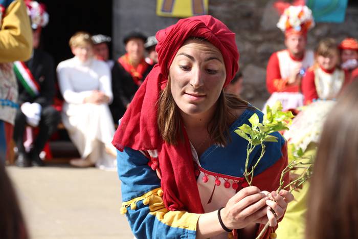 Dantza, kantua eta antzerkia 38 1494179290555