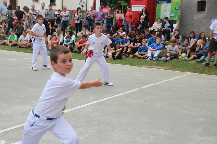 Puzgarriak, pilota eta karta 19 1501613765809