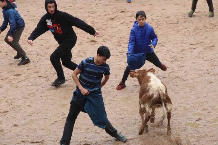 Txikienak zezen txikien aurr 32 1552240892140