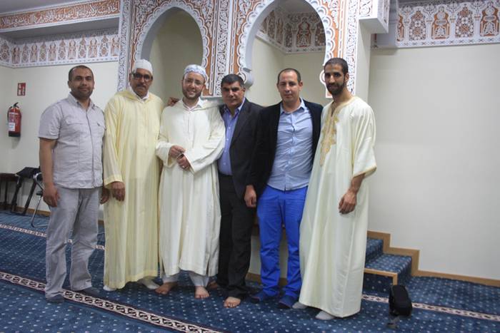 Bukatu dute hilabeteko baraualdia 13 1467801707677