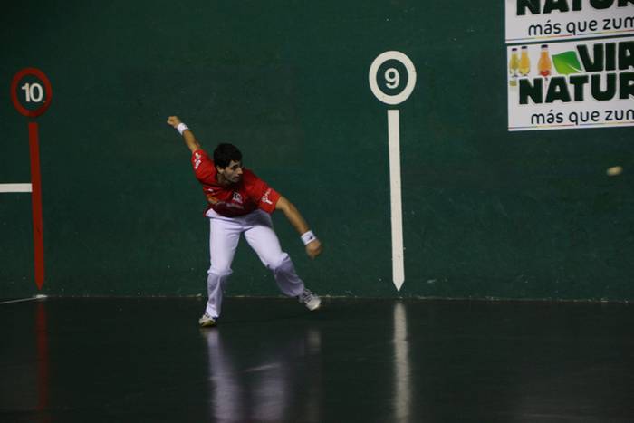 Erasun debuta eta Jaka finalerdia pilota 8 1478374855639