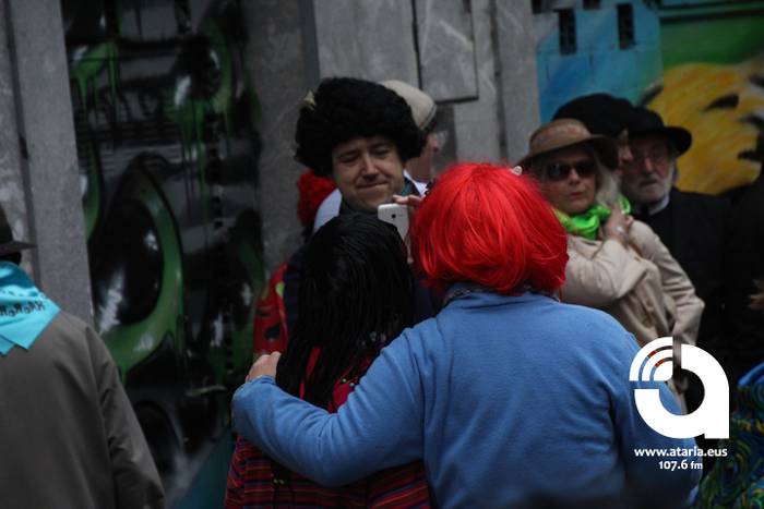 Pijamen iraultzak hartu du T 23 1488099983566