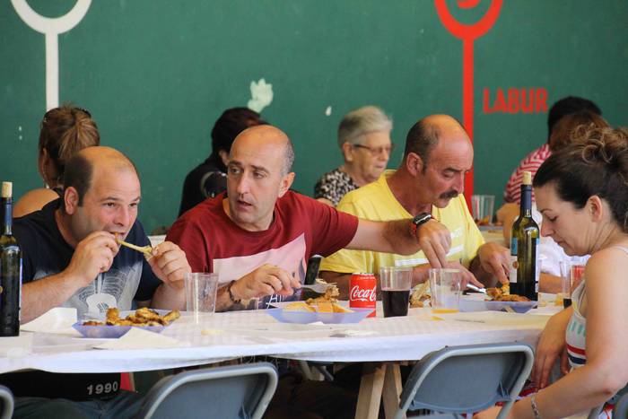 Urteroko otordu jendetsua 10 1561816534275