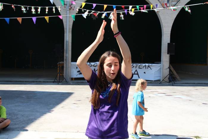 Festak hastearekin batera, j 3 1502727229406