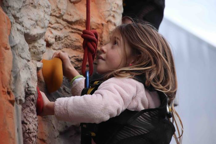 Gau Krosaren aurretik umeak protagonista 56 1544893332863