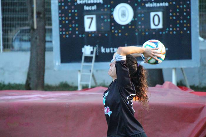 Tolosa Neskak 33 1473324560325