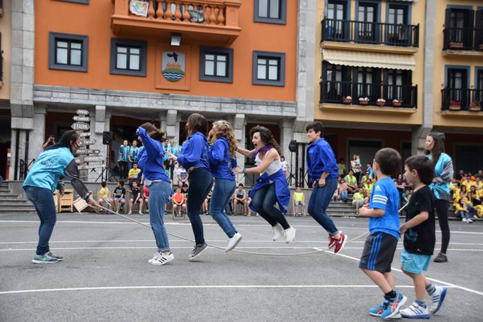 Anoeta kuadrilla eguna 2016 32 1463855789534