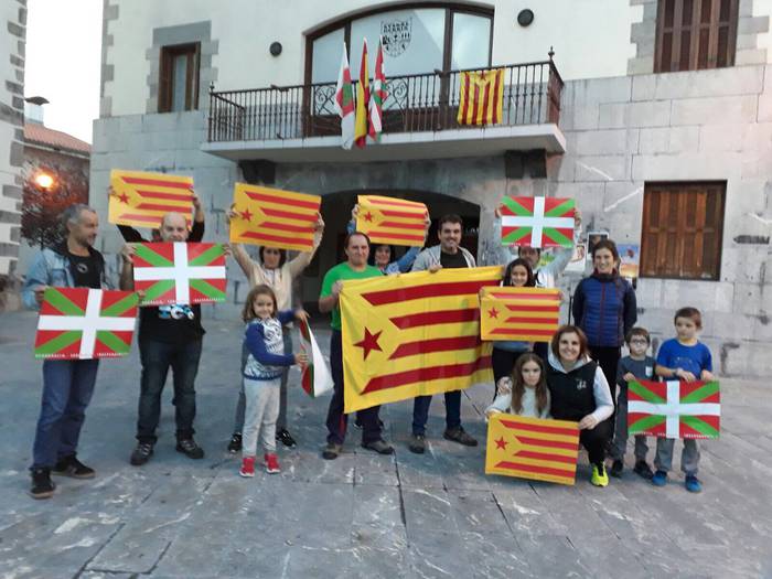 Kataluniako erreferendumaren 1 1506180683199