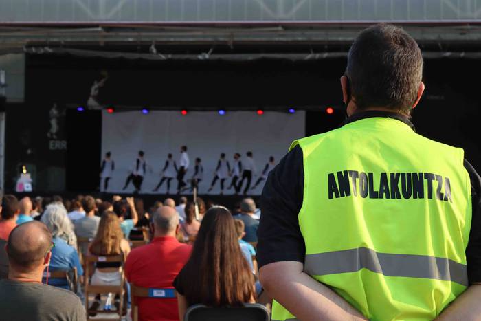 Mende laurdenari omenaldia e 17 1629569527924