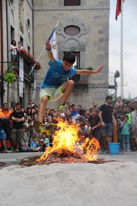 Momentu bereziaren zain 45 1498245518049