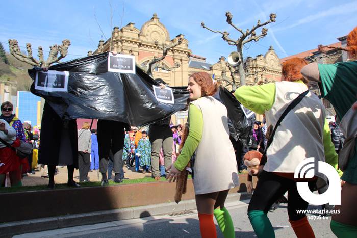 Irudimenak gainezka egin du 92 1488127833494