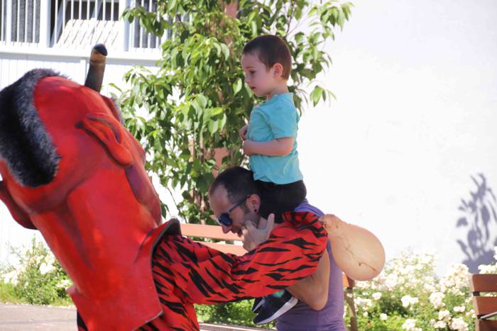 Euskal Jaia Ugaare auzoan 1 1559407111522