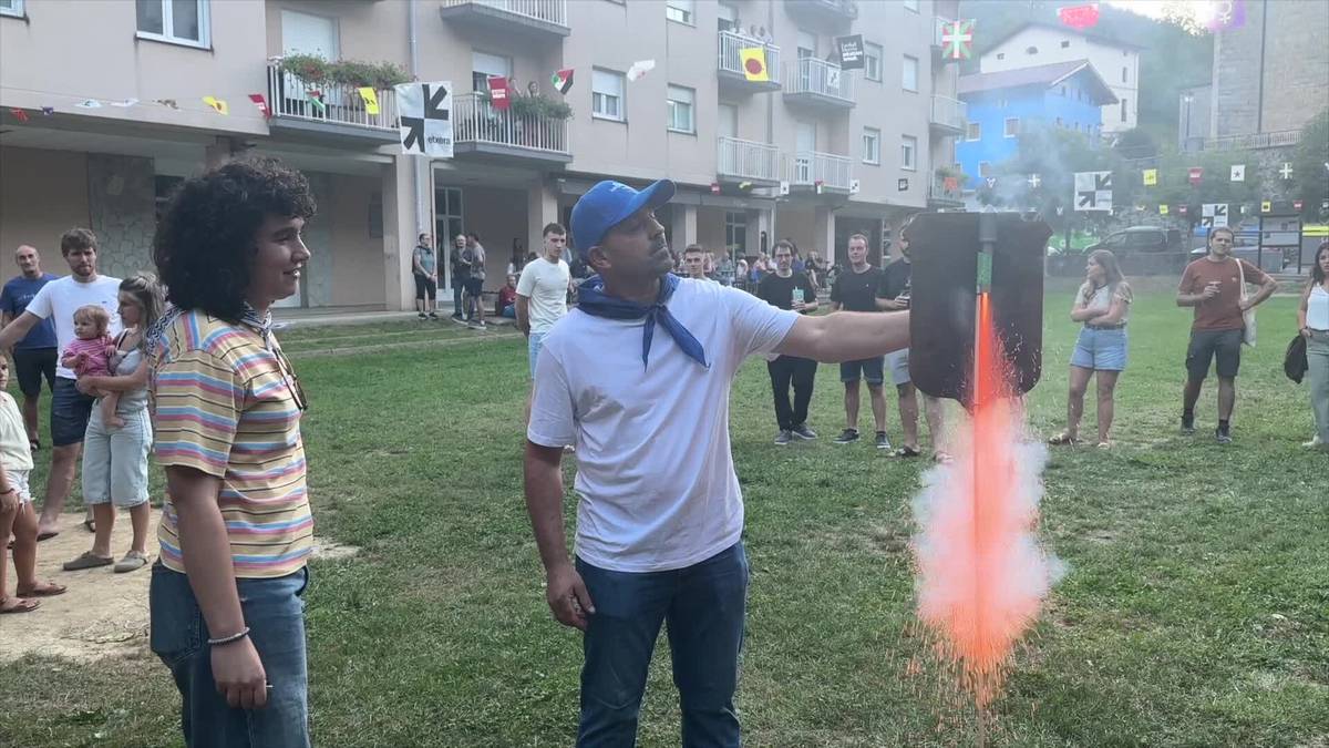 Garazi Esnaolak eman die jaiei hasiera Lizartzan