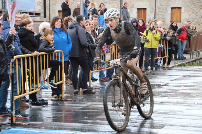 Eneko Gurrutxaga, Adunan ira 77 1574532633226