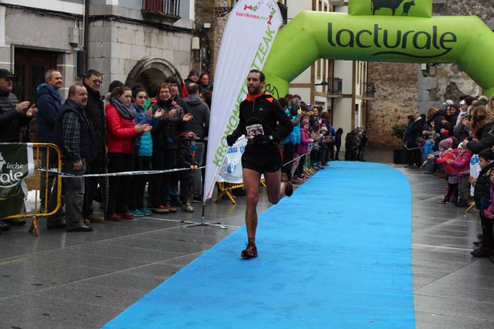 Jokin Lizeaga eta Veronica D 255 1517772849033