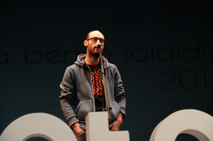 Munduko aretorik txikiena bi 16 1516482905402