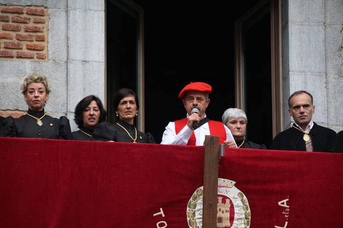 Lizarrez apaindutako kaleeta 163 1498312089625