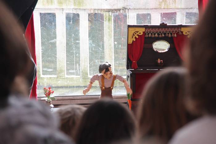 Zerkausia, egun batez antzok 7 1511703131314