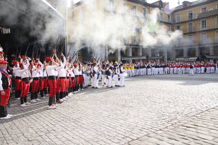 Lizarrez apaindutako kaleeta 54 1498311465073