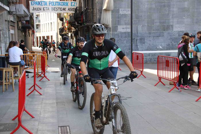 Irrintzi Txirrindularitza El 54 1633182234977