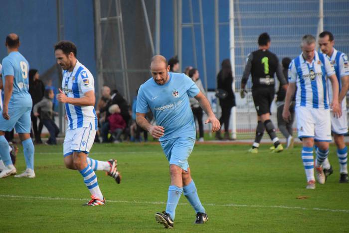 Mikel Alonso agur omenaldia tolosa berazubi 85 1544294558594