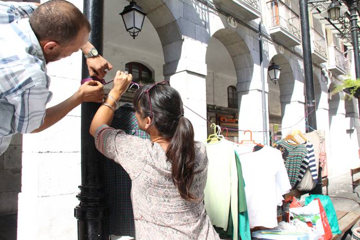 Truke azoka, Ana Yurd elkartearen eskutik 8 1468686083836