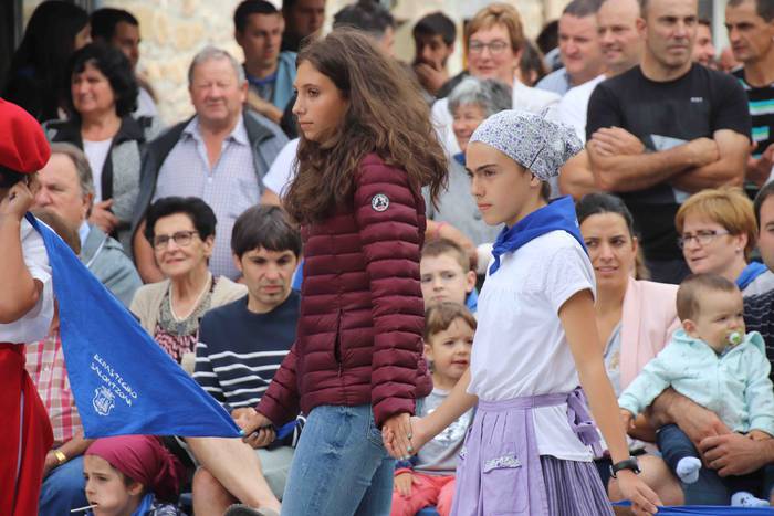 Dantzak, txistuak eta trikit 81 1565549119193