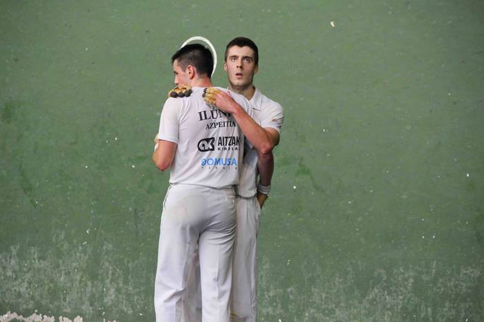 Lau eta erdiko Intxaur Txape 11 1626710619996